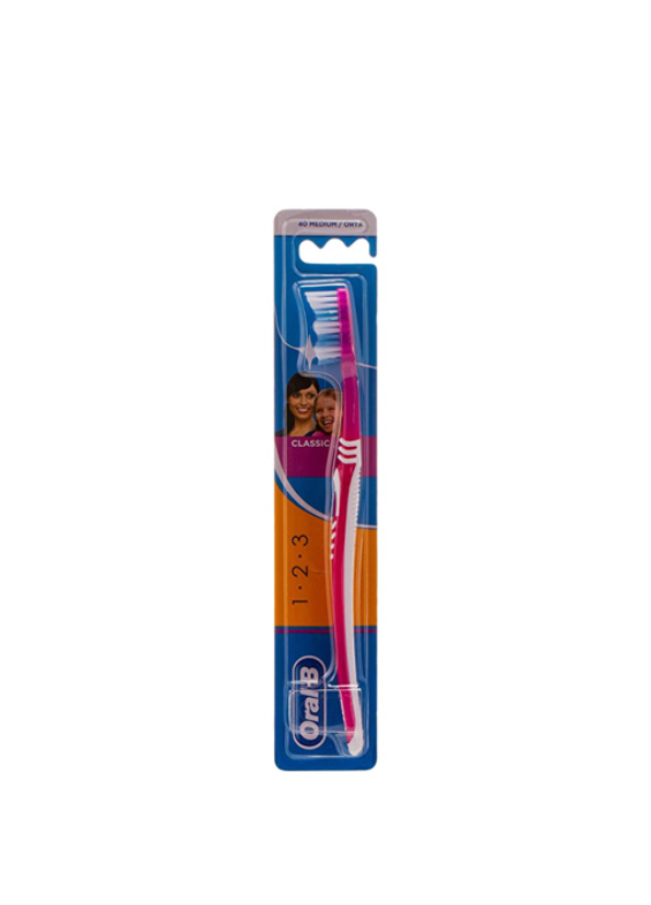 Oral-B classic toorhbrush meduim
